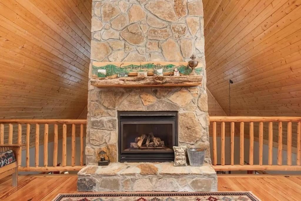 Quiet Getaway At Wayward Cottage Pisgah Екстер'єр фото