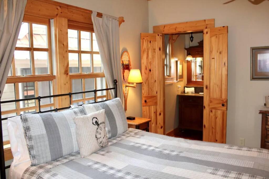 Quiet Getaway At Wayward Cottage Pisgah Екстер'єр фото