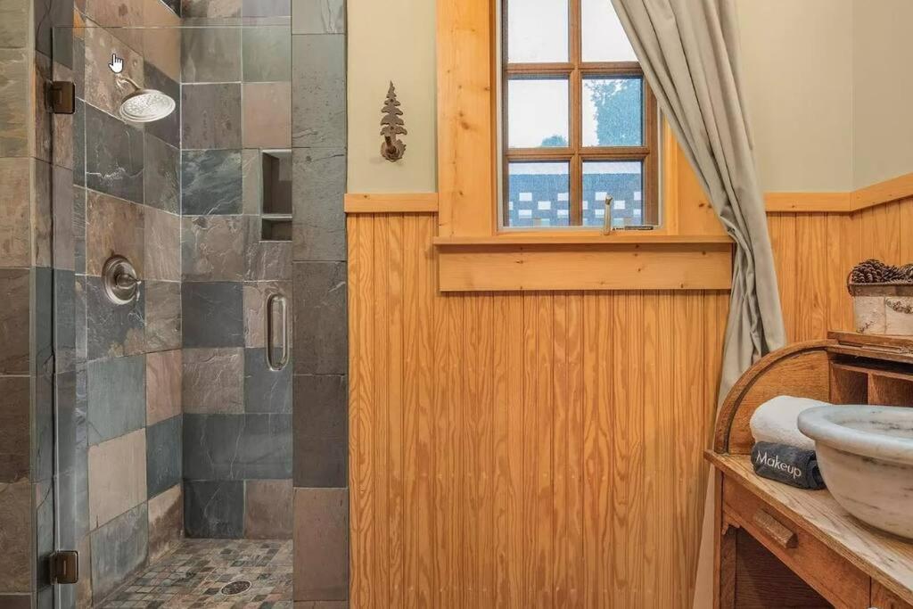 Quiet Getaway At Wayward Cottage Pisgah Екстер'єр фото